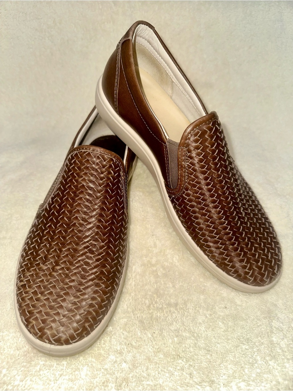 ECCO Soft 7 Woven Leather Slip On Sneaker Brown Taupe Size 39 US 8 8.5 Comfort